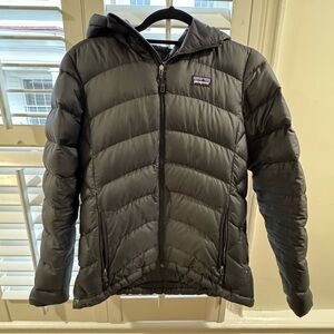 Patagonia Women’s Down Puffer Coat